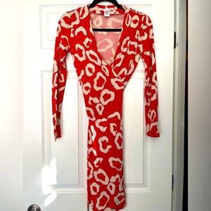 DVF Diane Von Furstenberg Red Terrazzo Coral Cheetah Print Wrap Dress Size 4